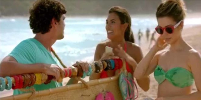 Havaianas vem com tudo: Samba, verão, praia e Sandy