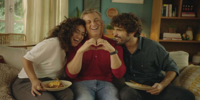 Perdigão apresenta nova campanha com Luciano Huck