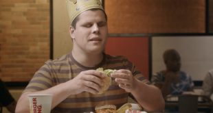Agência David cria para Burger King um comercial que valoriza a participação de deficientes visuais e disponibiliza o recurso da audiodescrição.