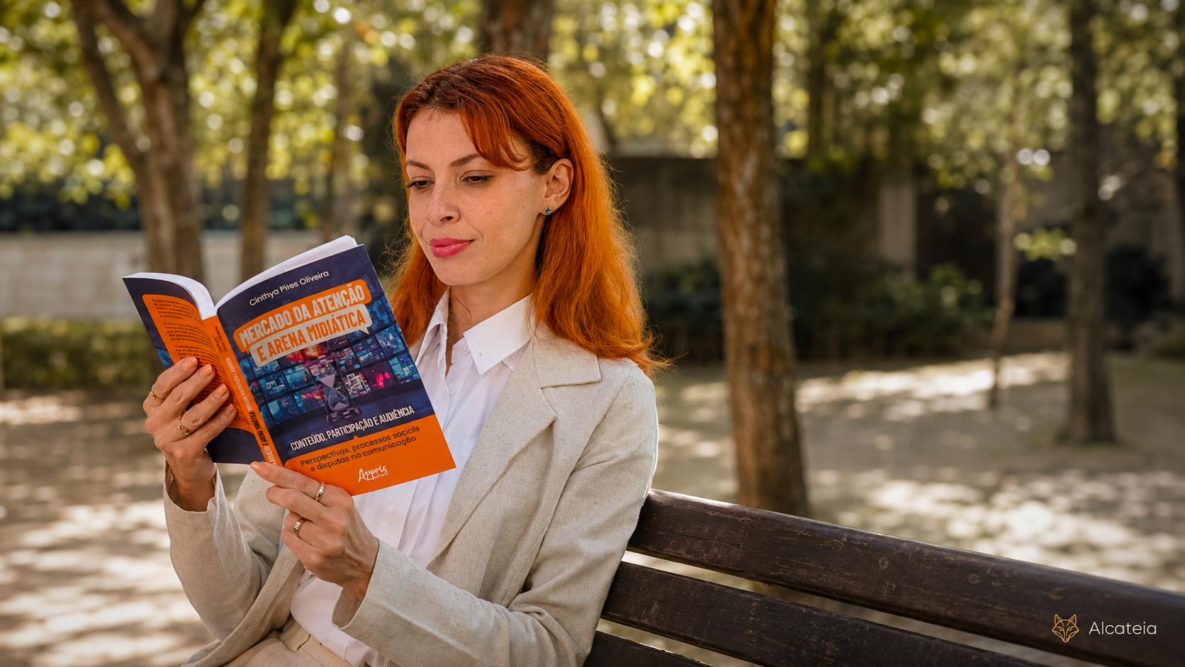 Livro Mercado da Atenção e Arena Midiática: livro de Cinthya Pires Oliveira